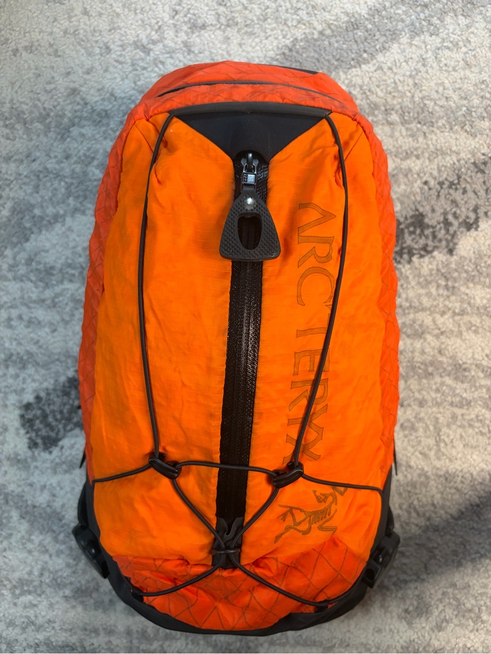Arc'teryx Silo18 Backpack
Orange/Black Discontinued
Tech Bag